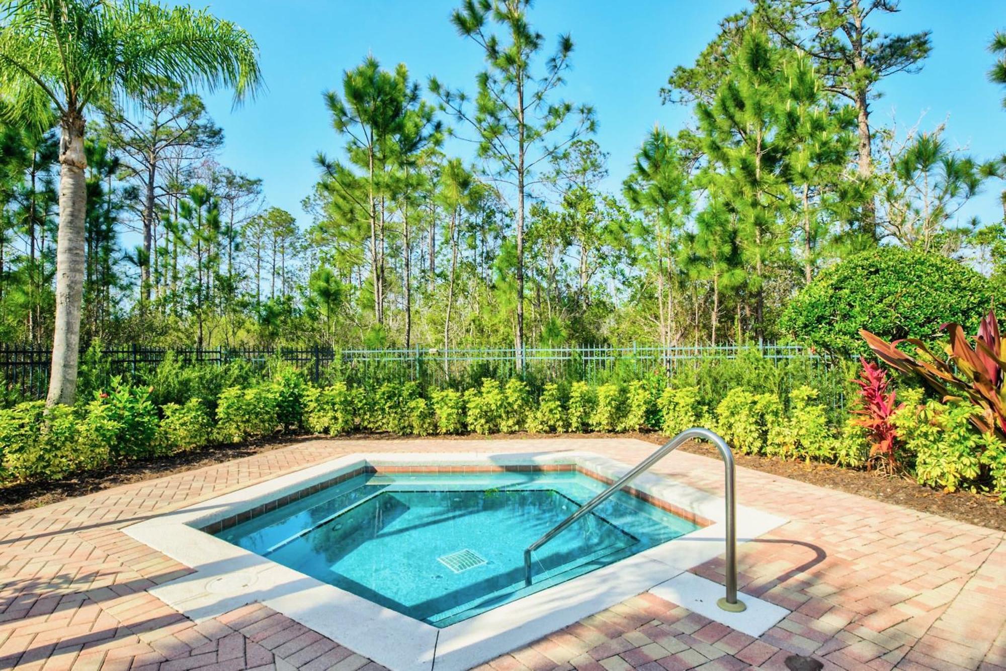 Spacious 2Br Condo With Pool & Hot Tub, Near Disney! Orlando Extérieur photo